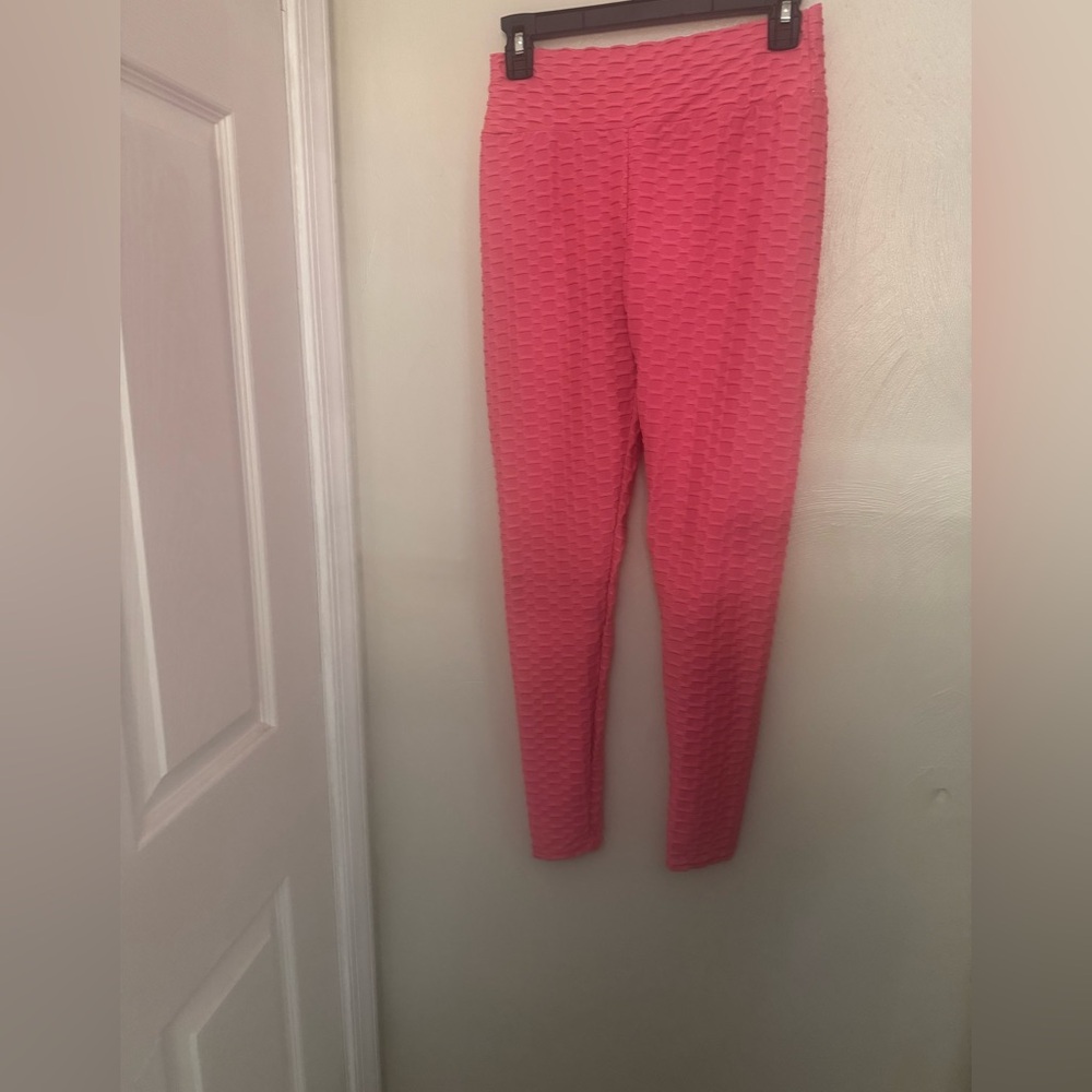 Pink Textured Leggings
